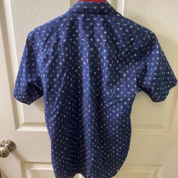 Patagonia Men's Button Down Shirt - Picture 3 of 3